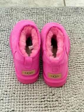 UGG Classic Ultra Mini Boot